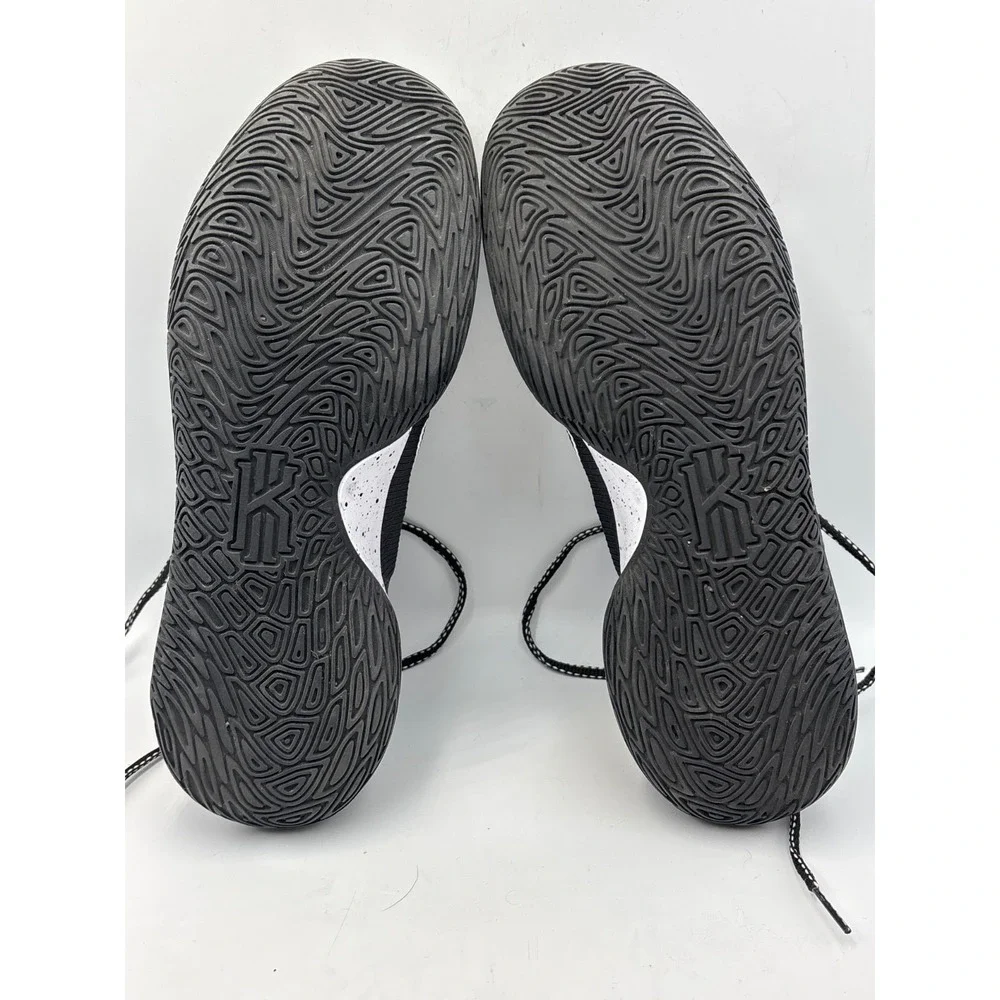 Nike Kyrie‎ Flytrap 4 Black White, Sz 8. CT1972-001